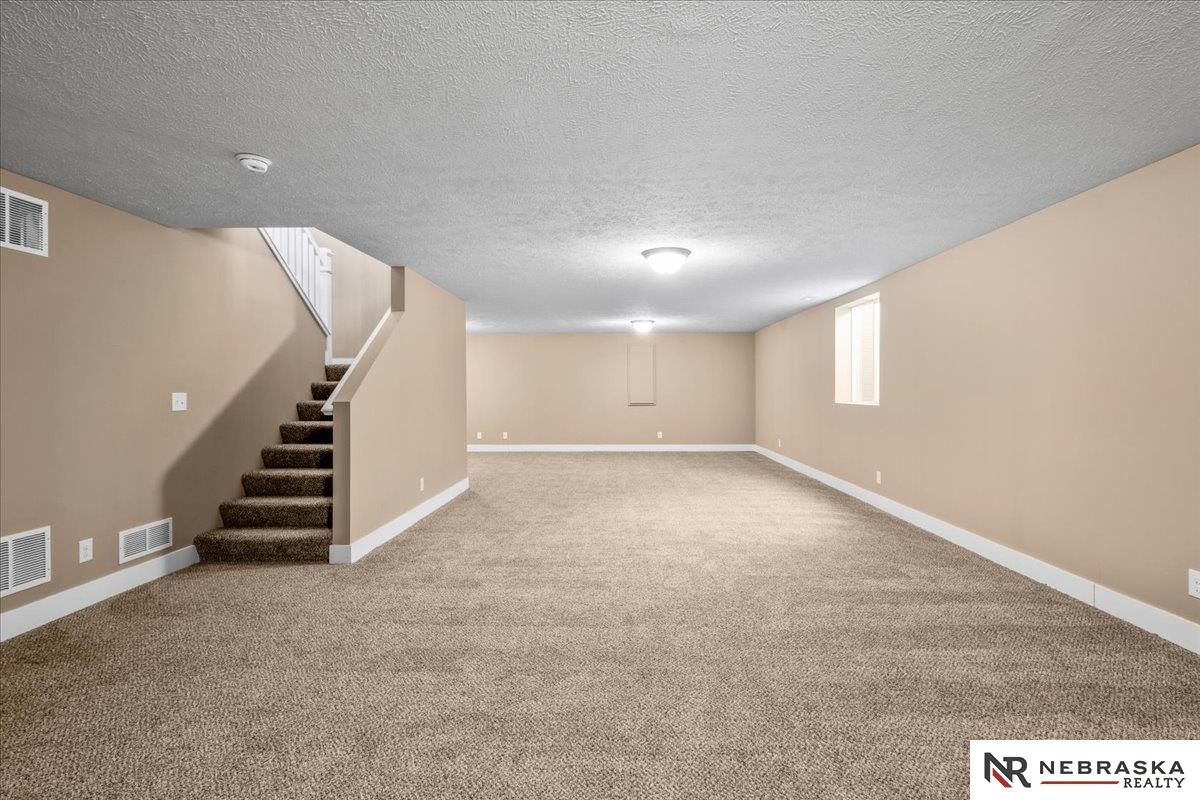 2205 Hedgeapple Road