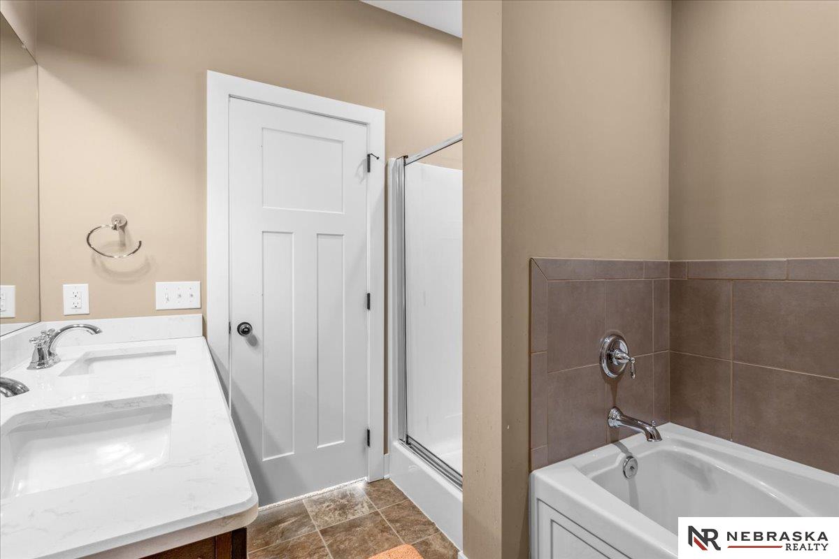 2205 Hedgeapple Road