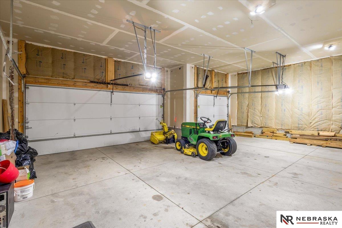 2205 Hedgeapple Road