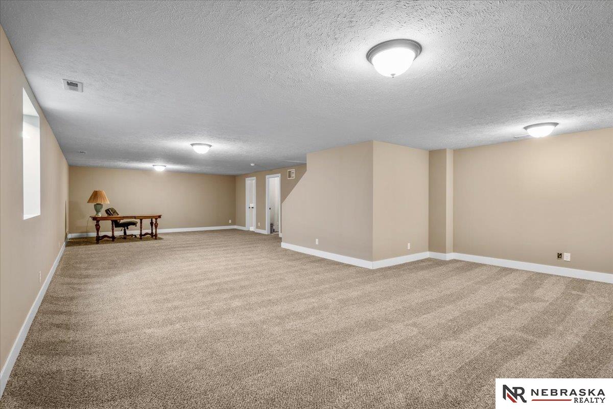 2205 Hedgeapple Road