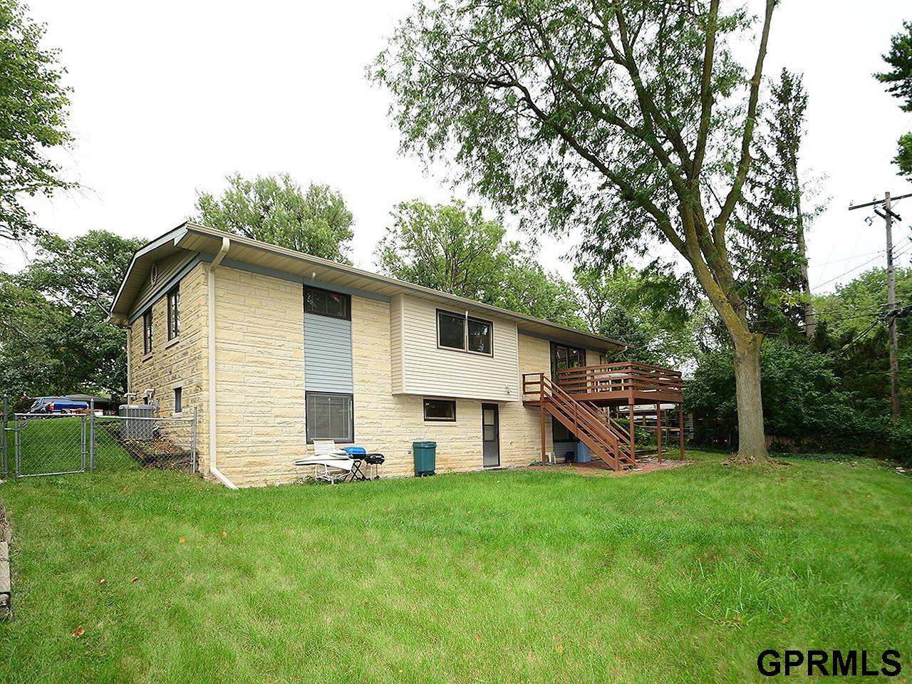 933 Moraine Drive