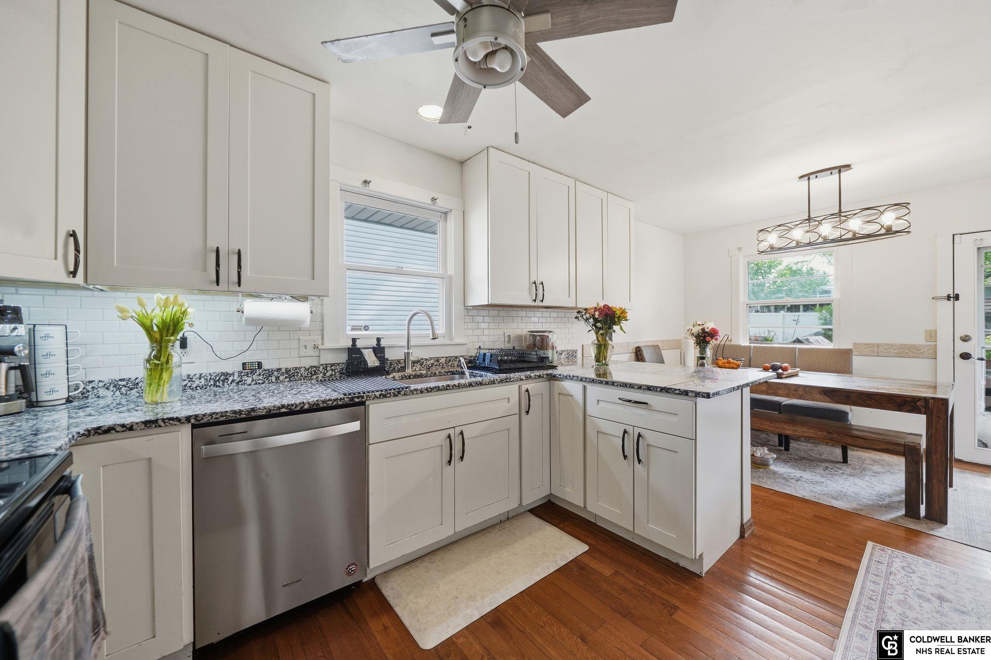 3220 Richard Court