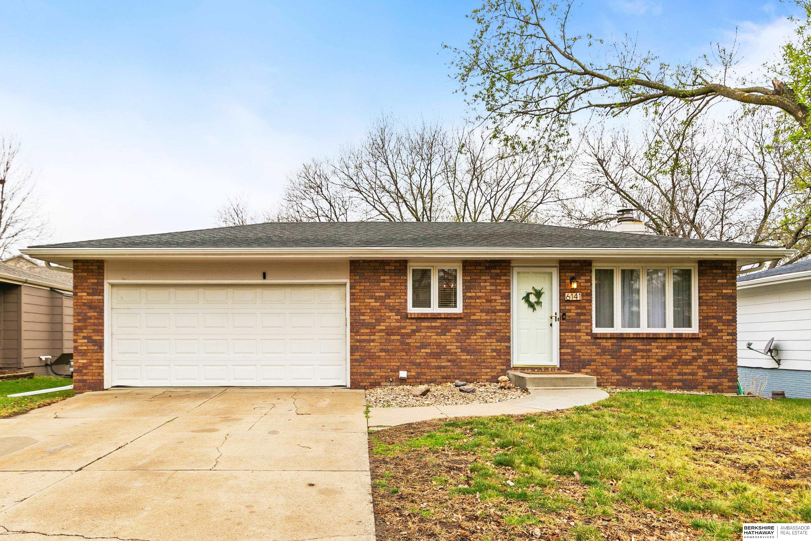 6141 S 48th Street