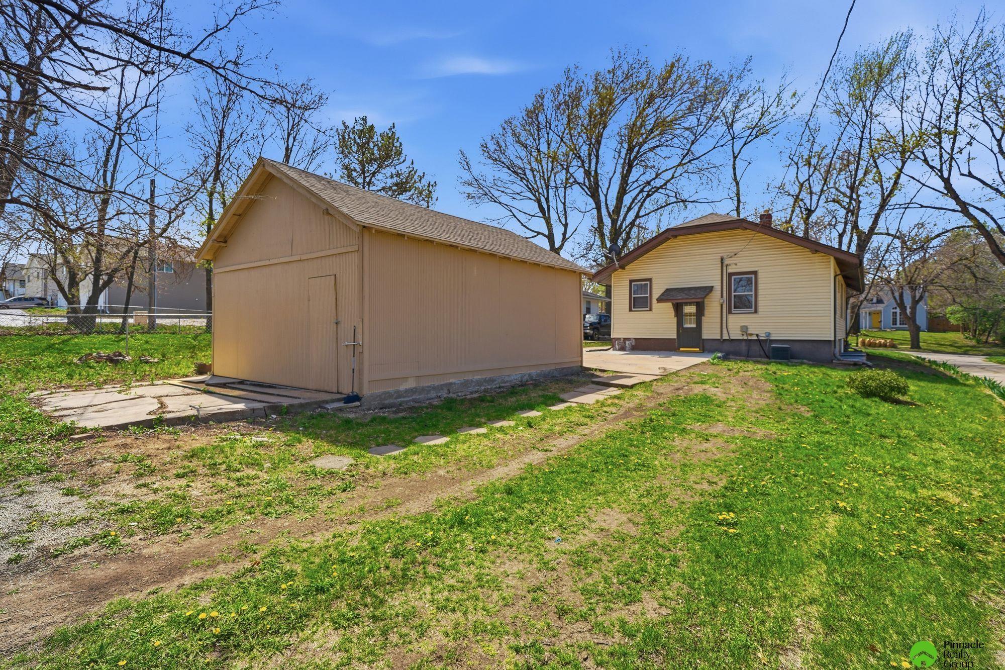 3048 S 48th Street