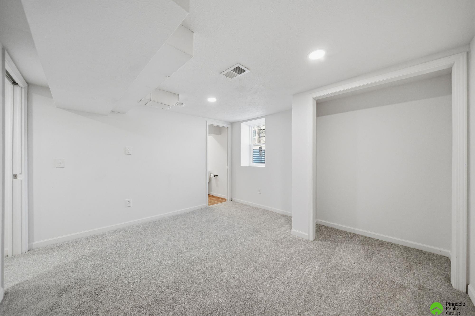 3048 S 48th Street