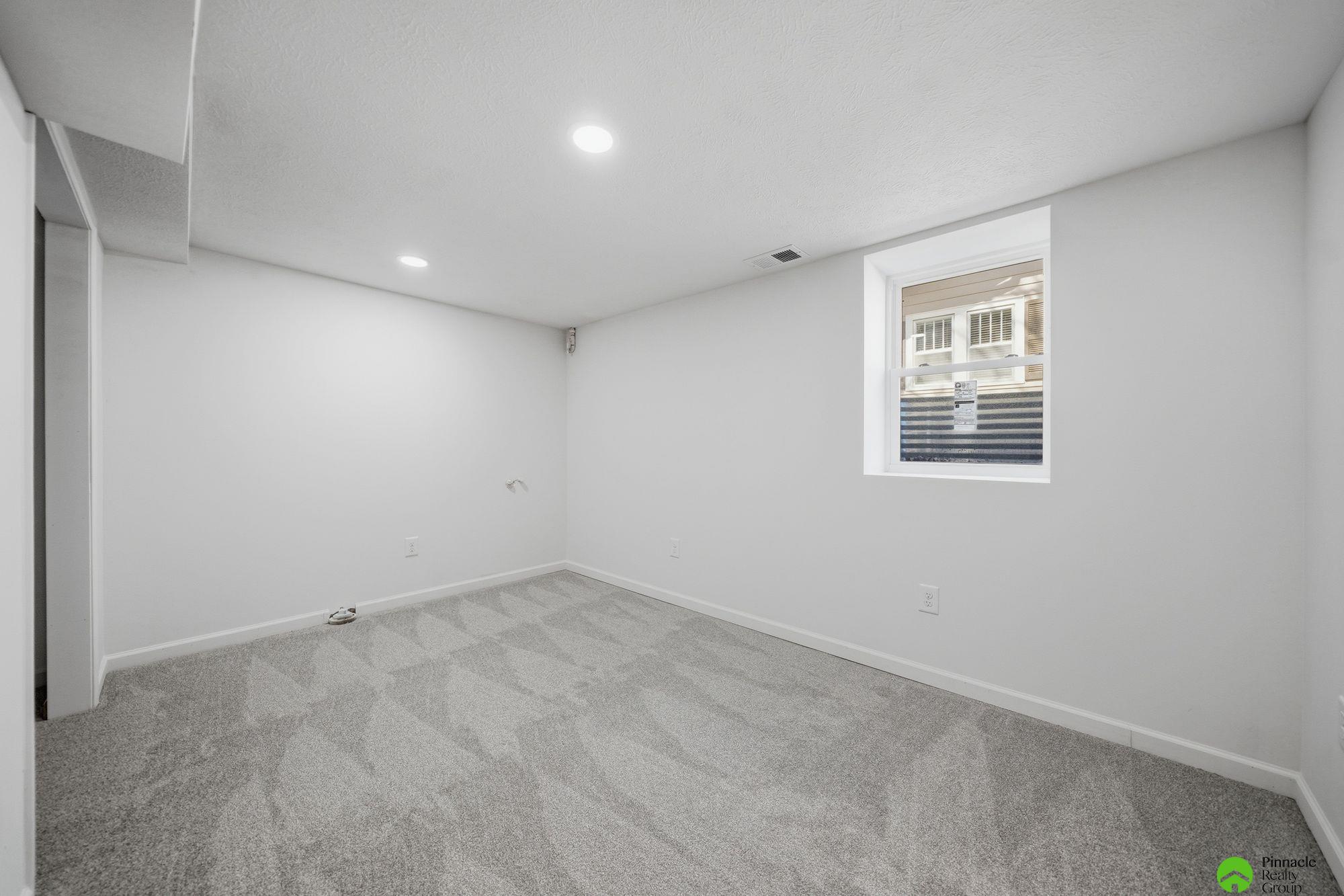 3048 S 48th Street