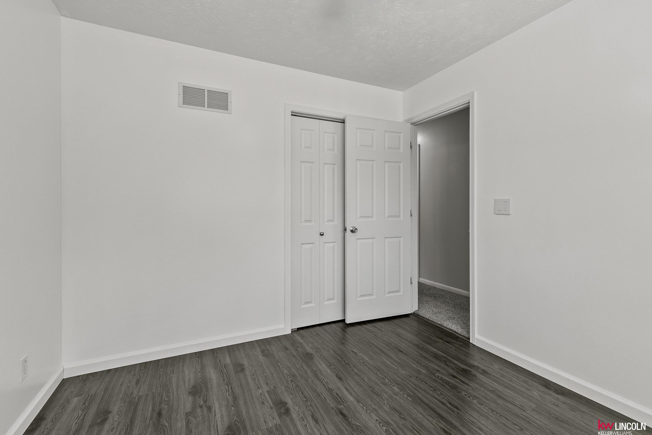 4321 S 60 Street