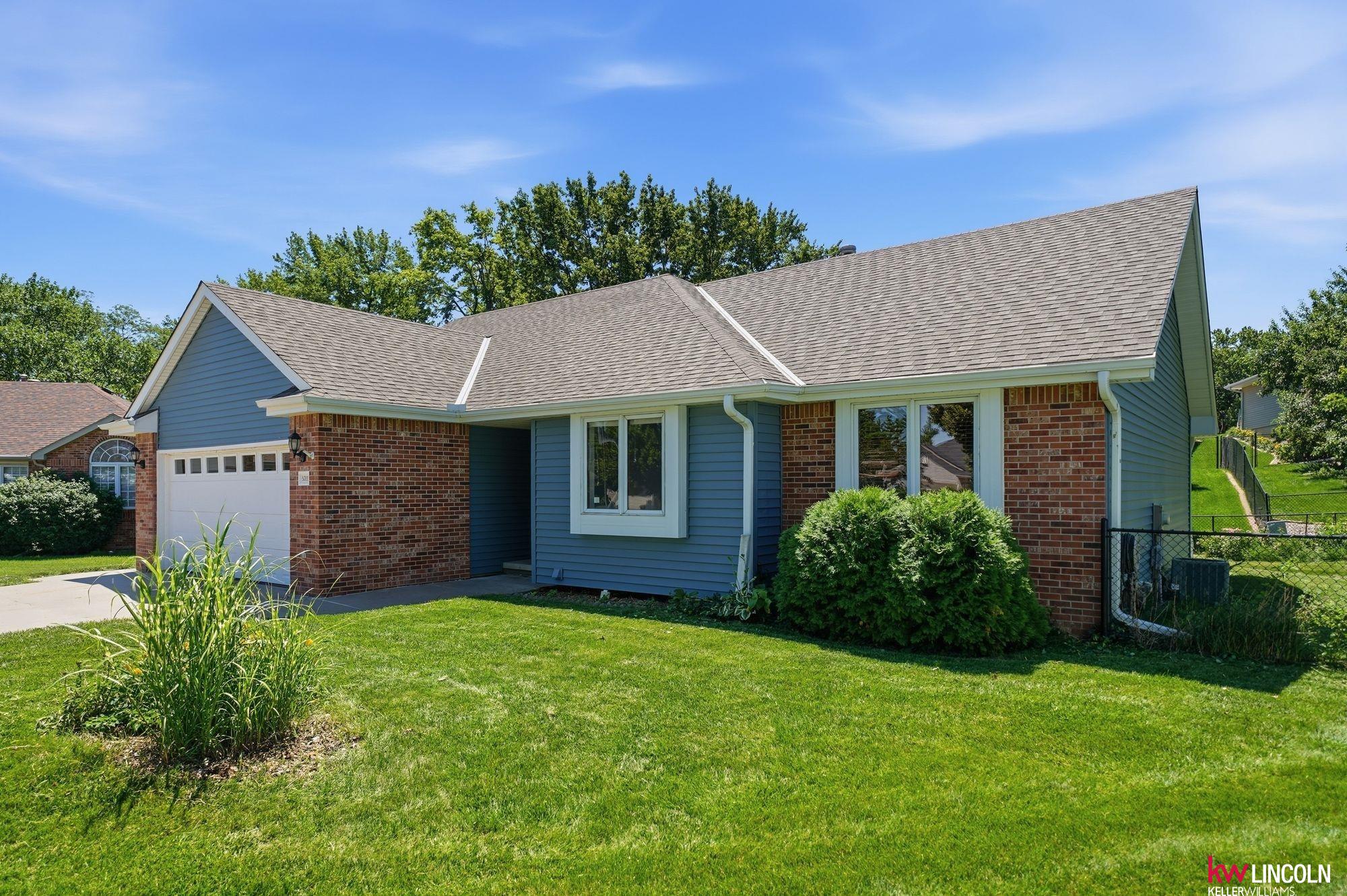 5311 Hallshire Court