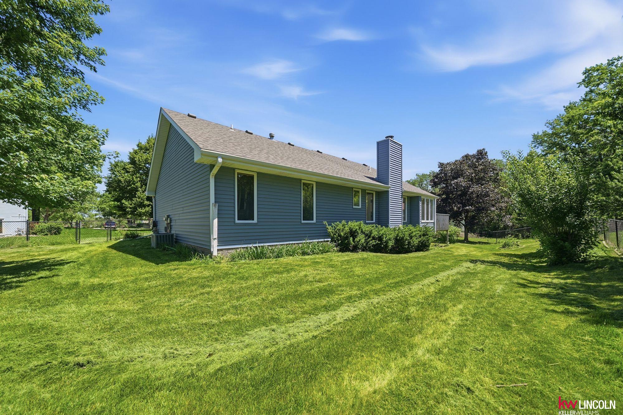 5311 Hallshire Court