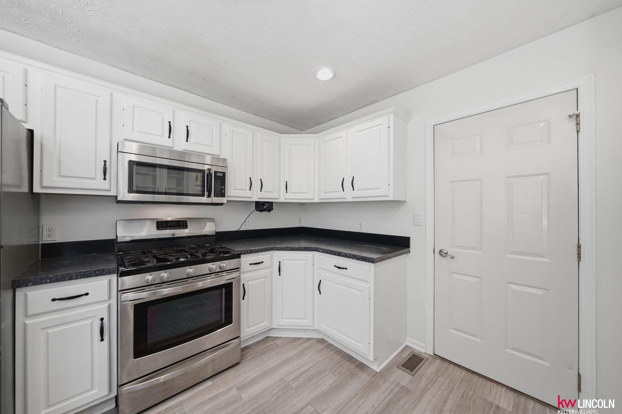 5311 Hallshire Court