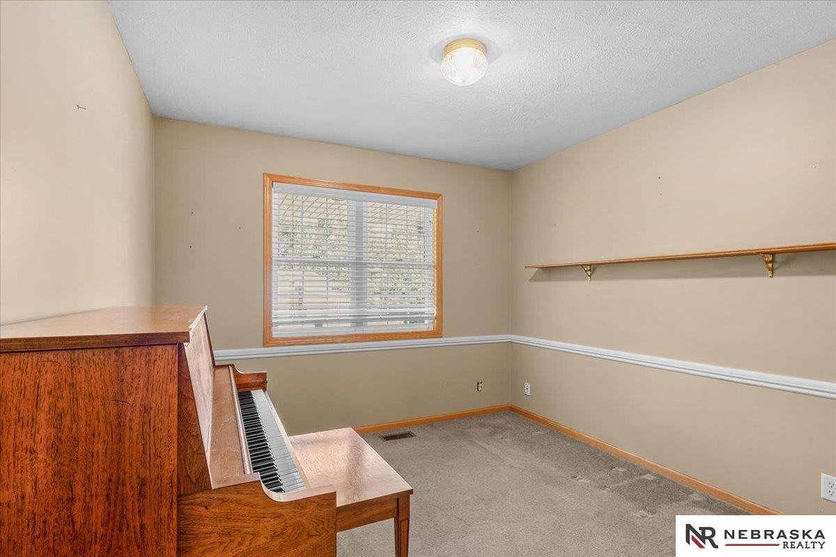 10470 N 150th Street