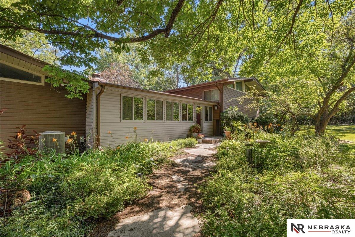 6100 Saltillo Road