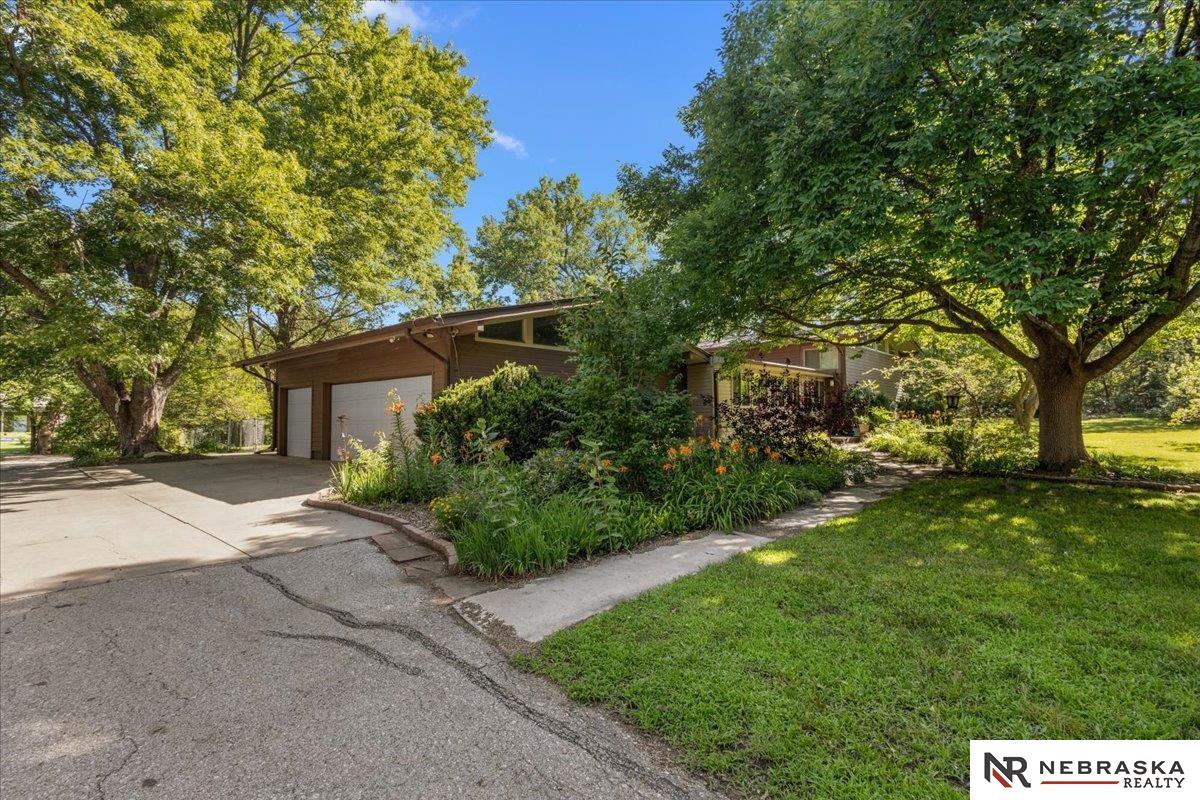 6100 Saltillo Road