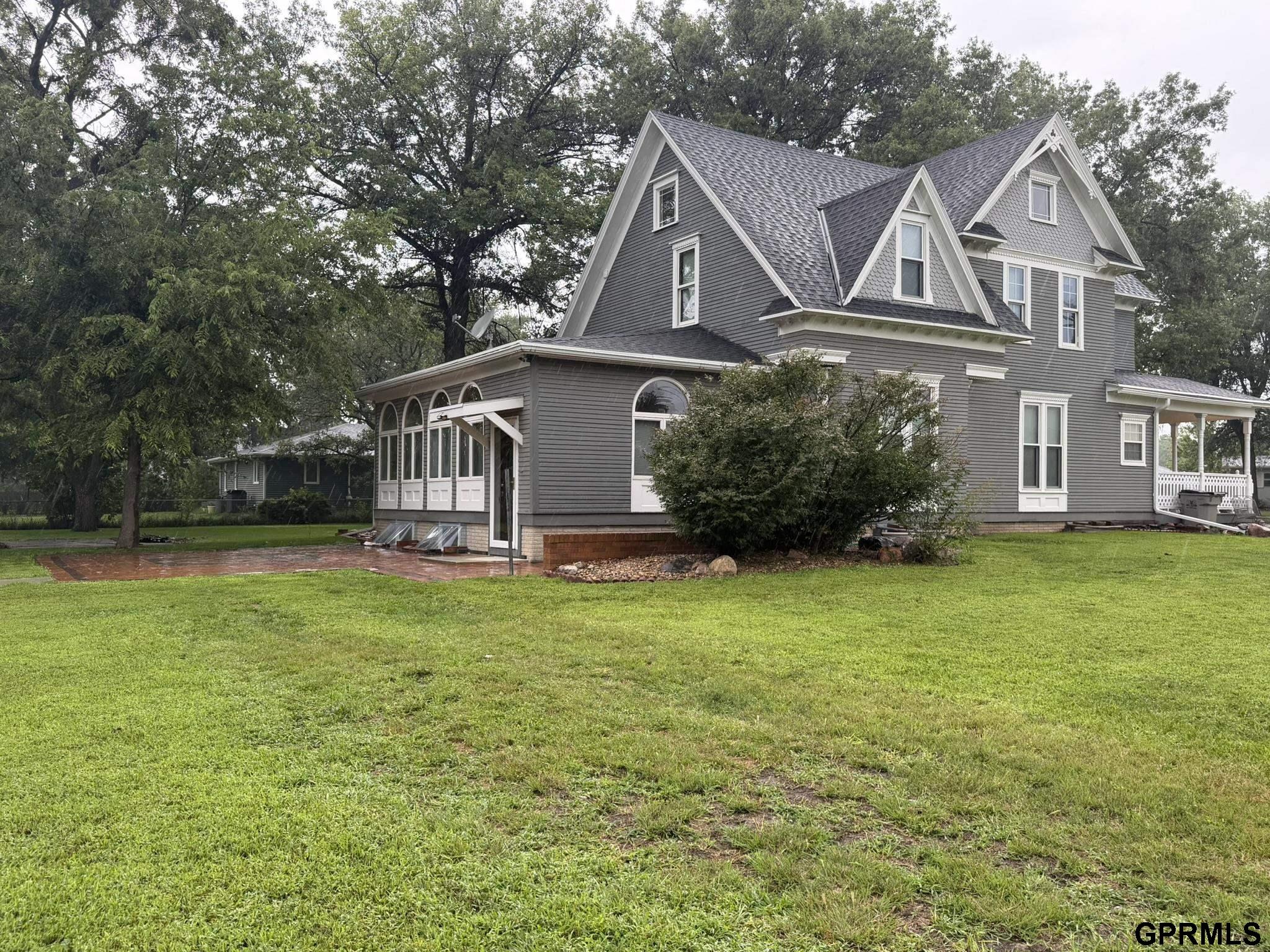 600 W 9th Street