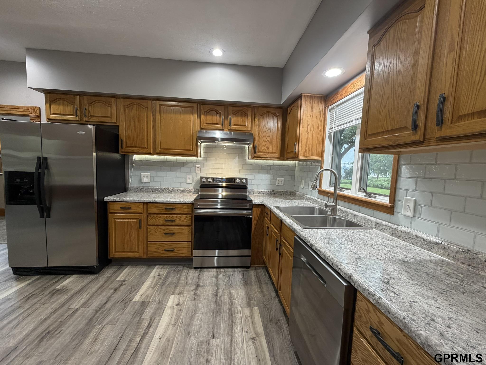 600 W 9th Street