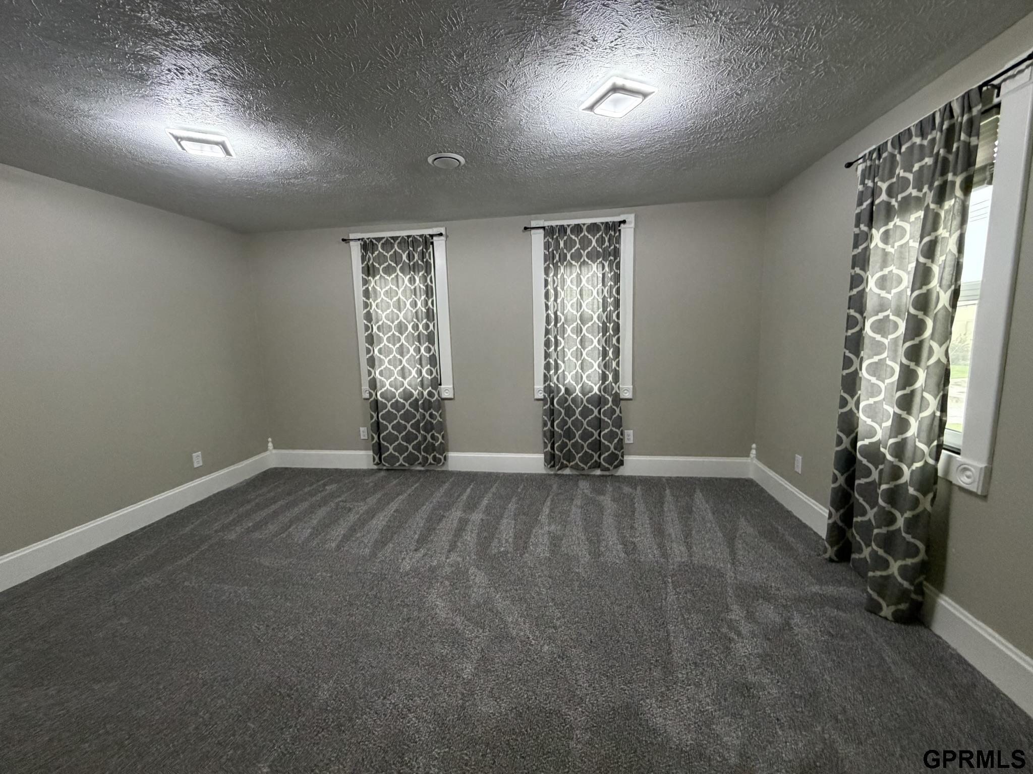 600 W 9th Street