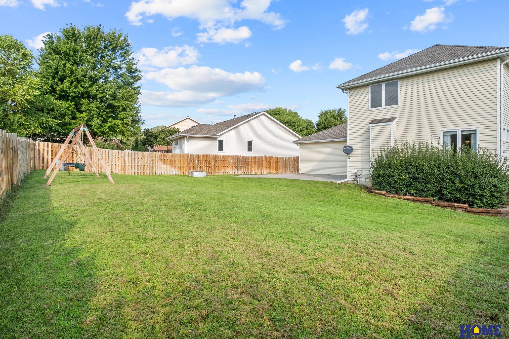 143 W Lombard Drive