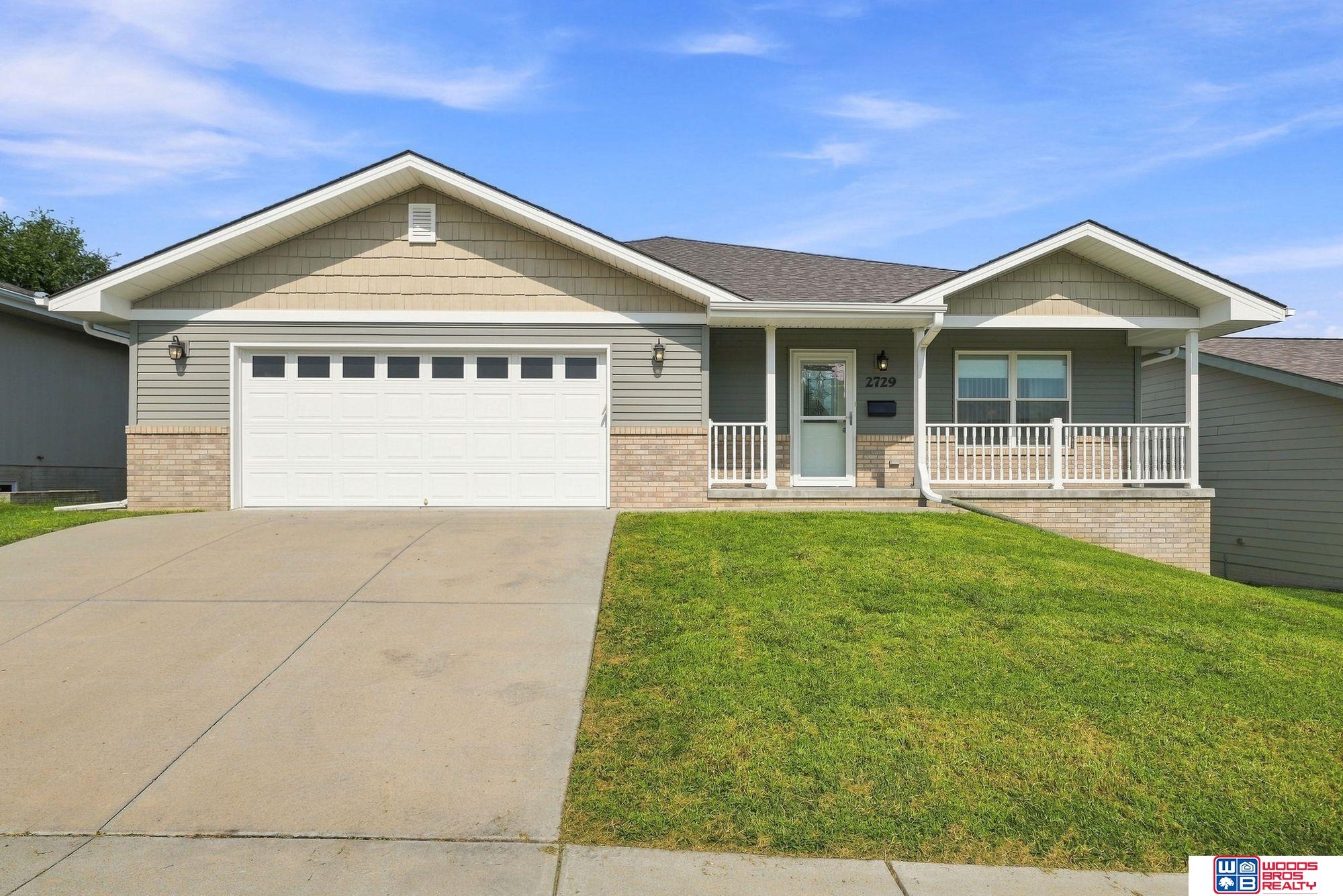 2729 NW Columbine Drive