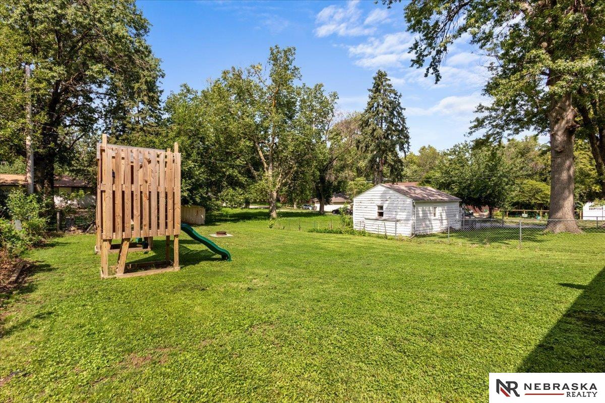 2435 N 65th Street