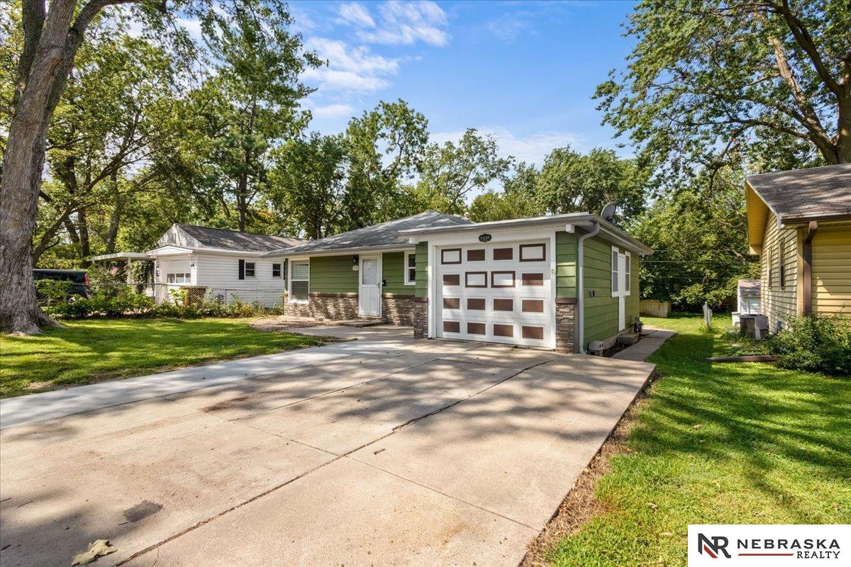 2435 N 65th Street