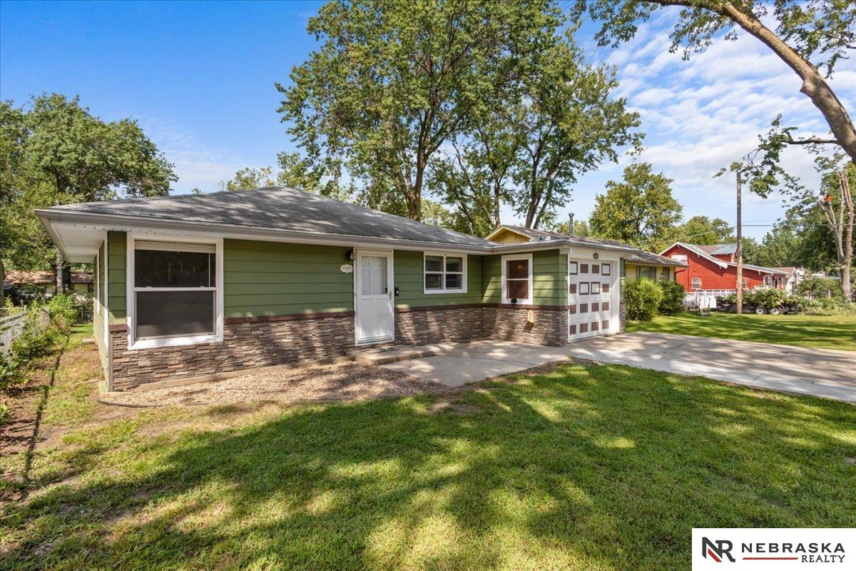 2435 N 65th Street