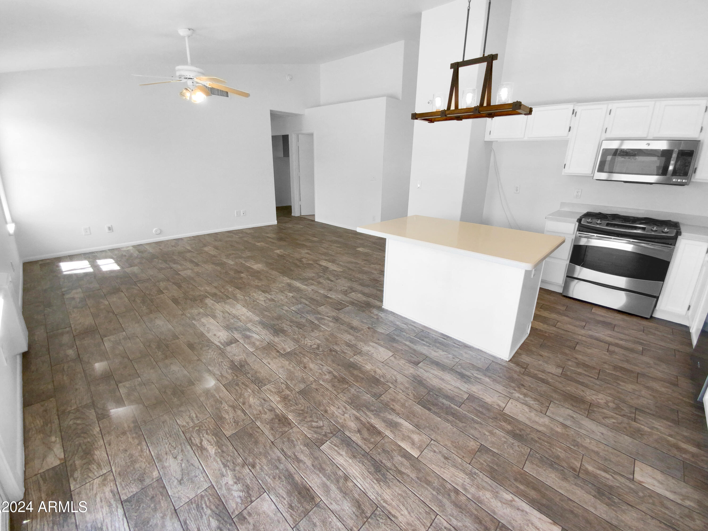 8767 W FARGO Drive