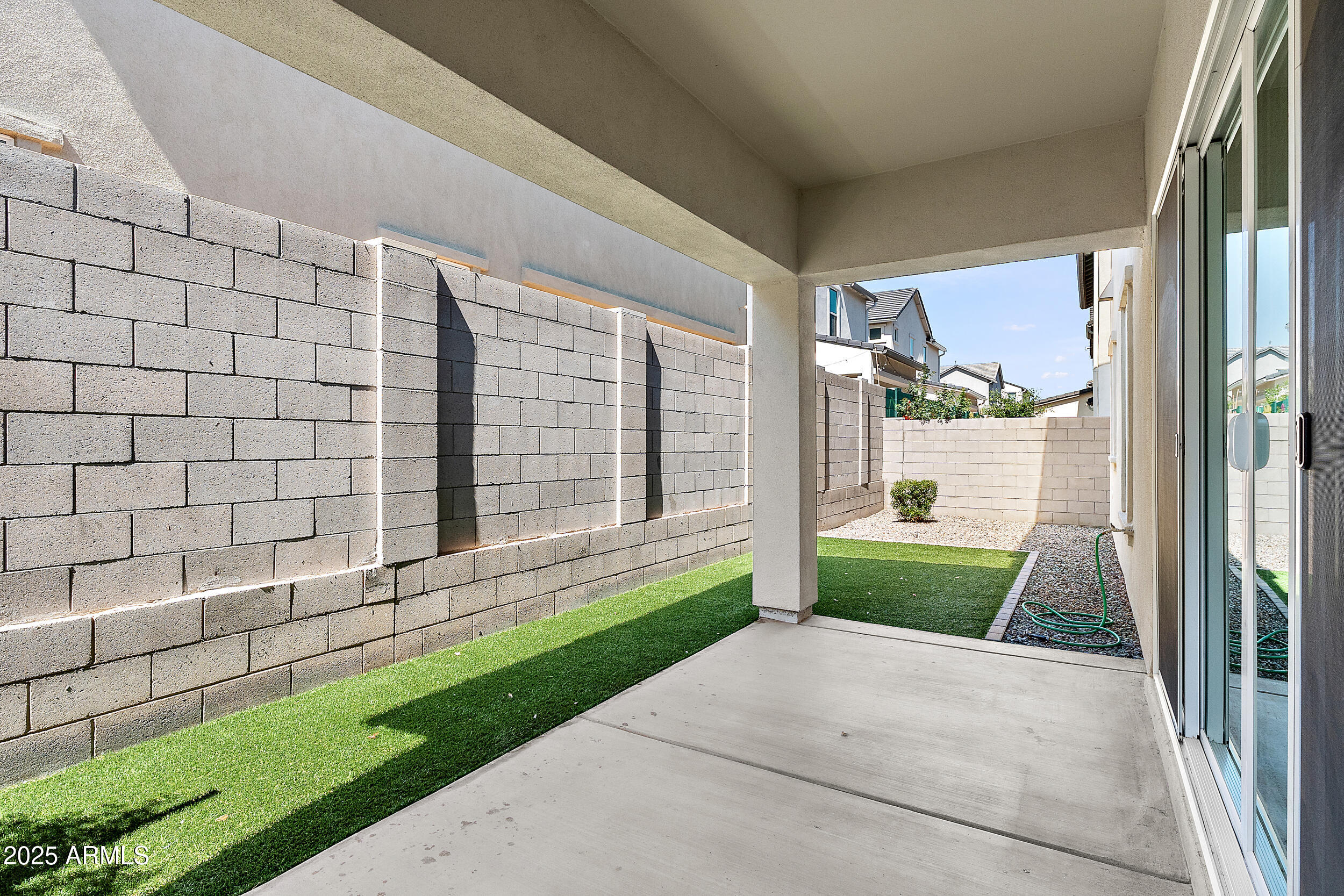 4828 E MURIEL Drive