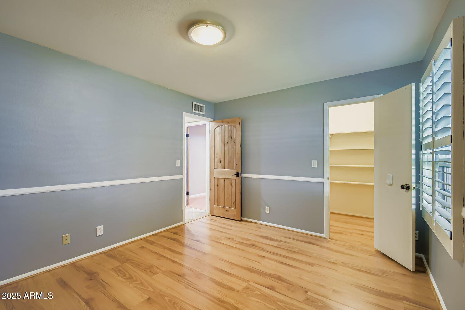 201 W DIANA Avenue