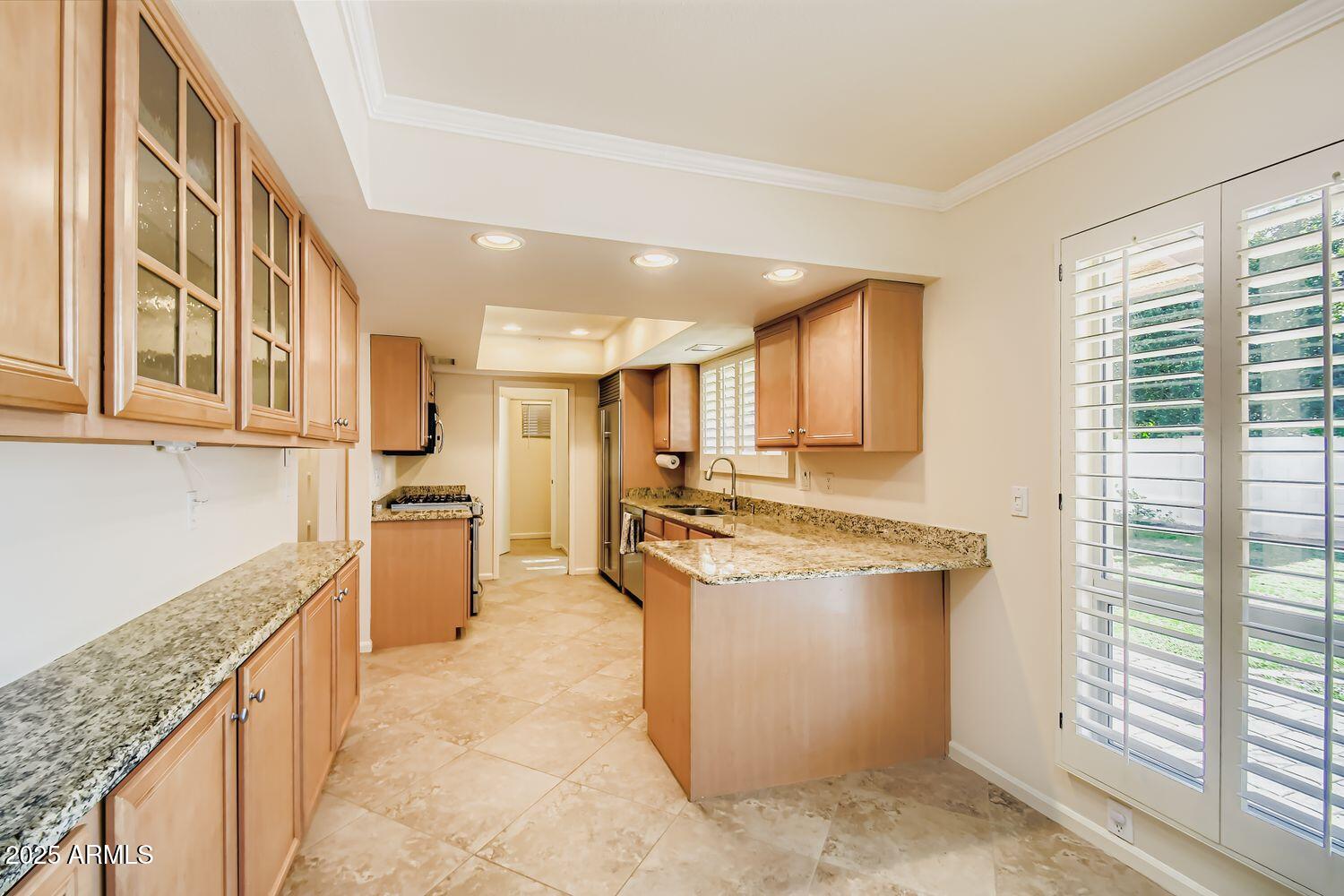 201 W DIANA Avenue