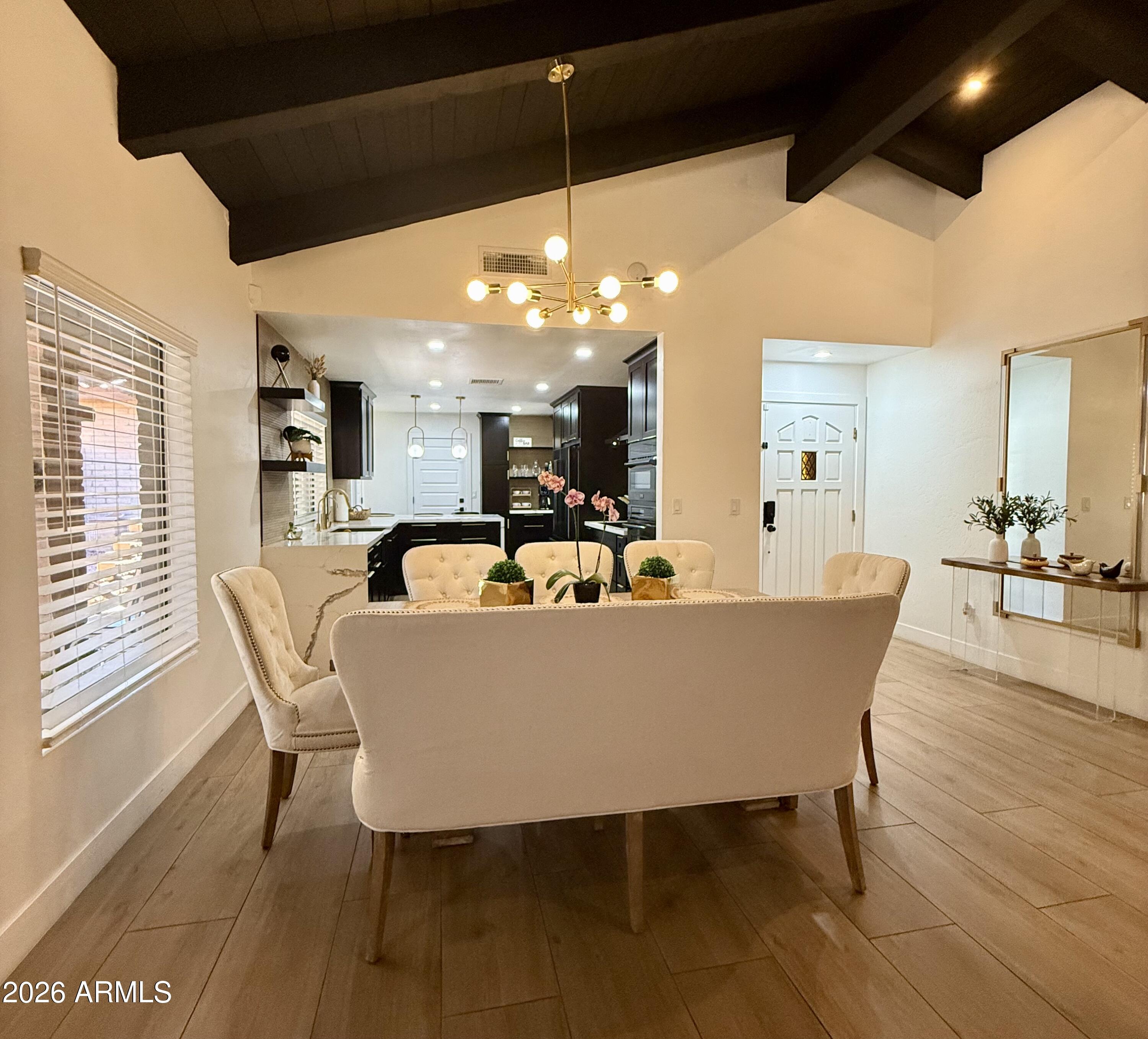 22 W ROYAL PALM Road