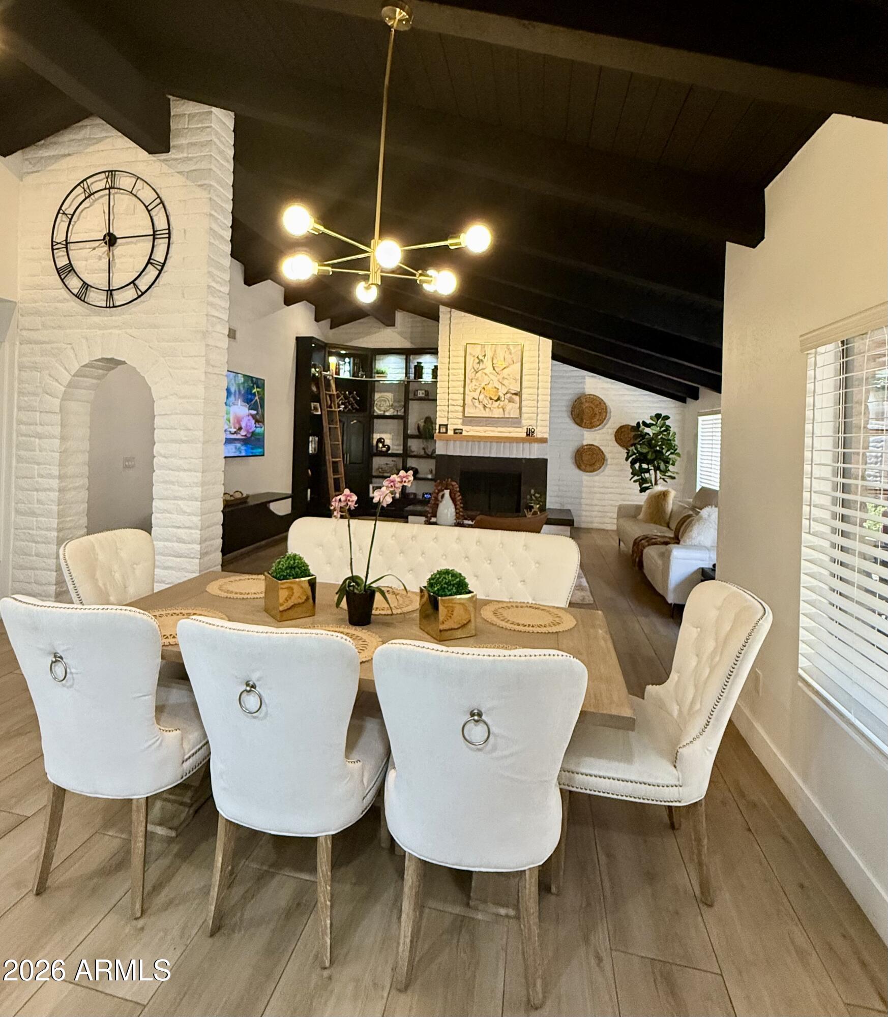 22 W ROYAL PALM Road