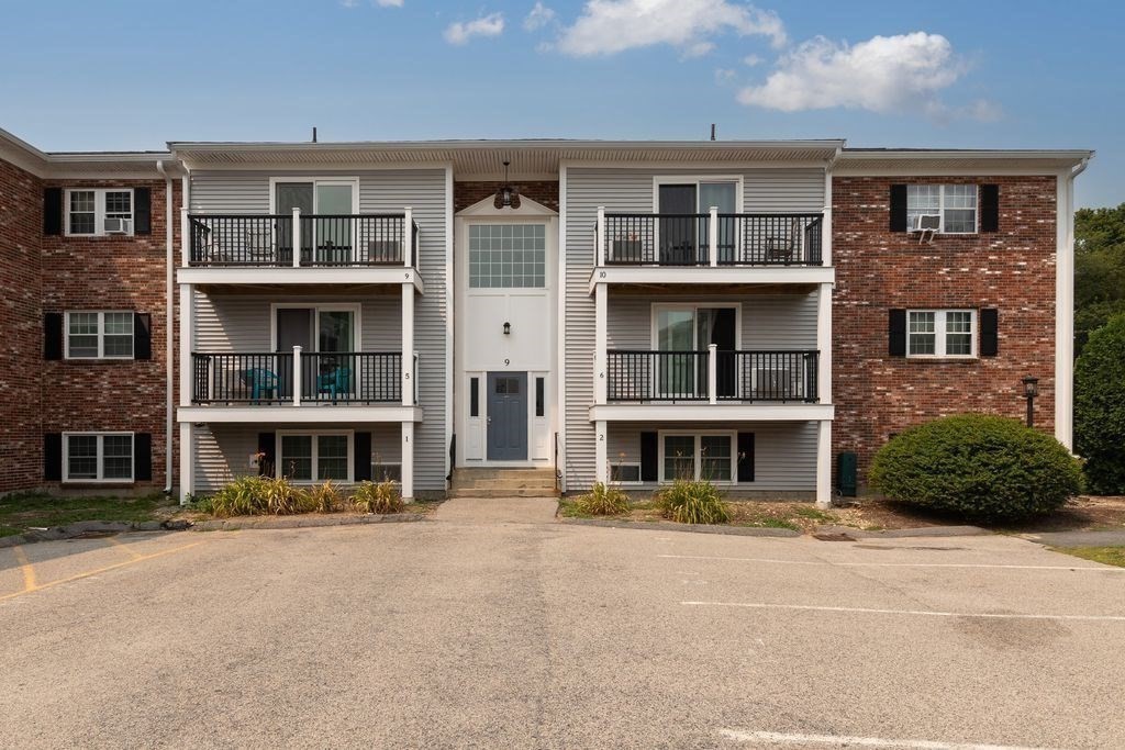 9 Chapel Hill Drive # 2