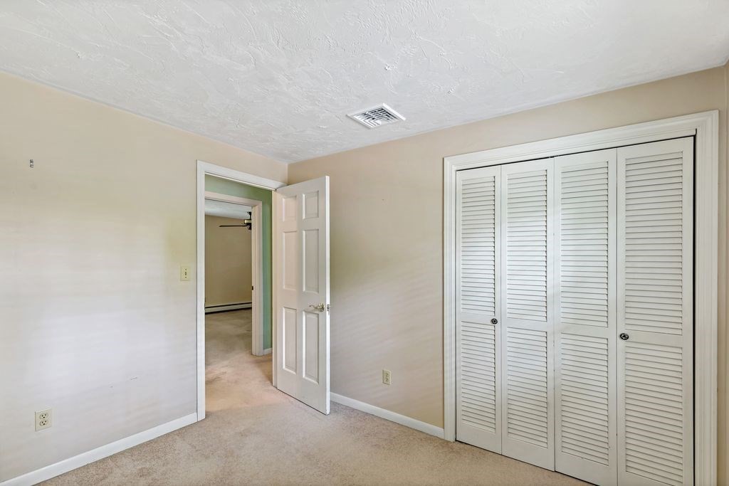 17 Lascala Ave