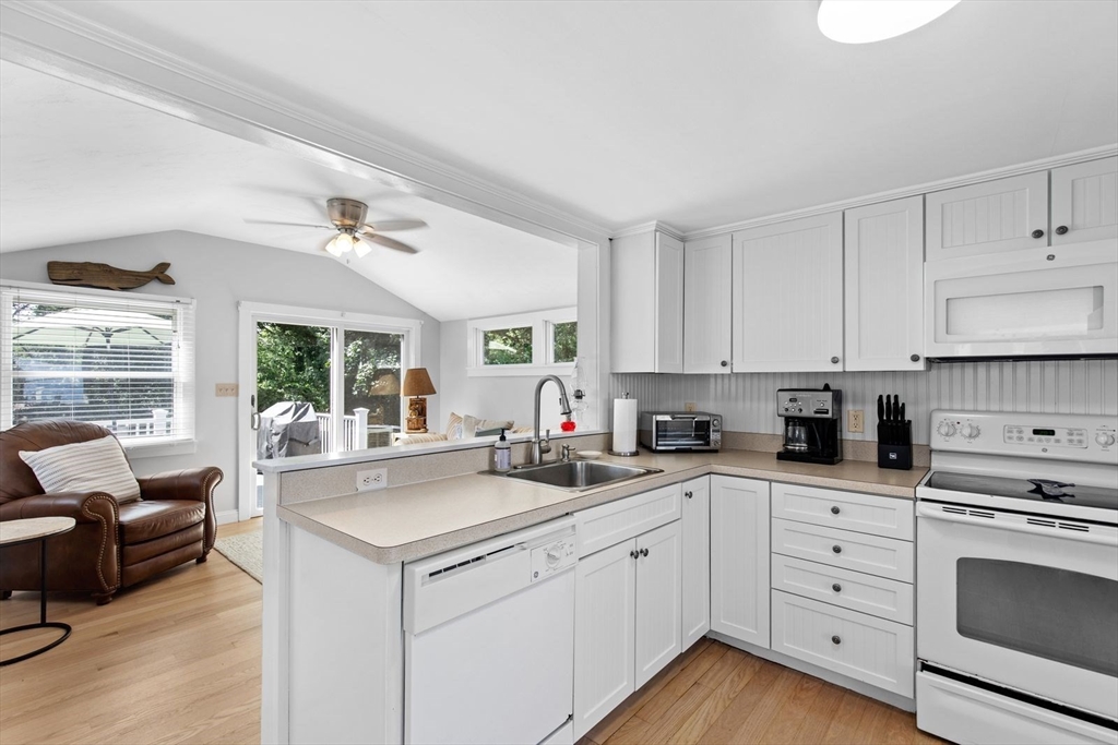 37 John Alden Rd # 37