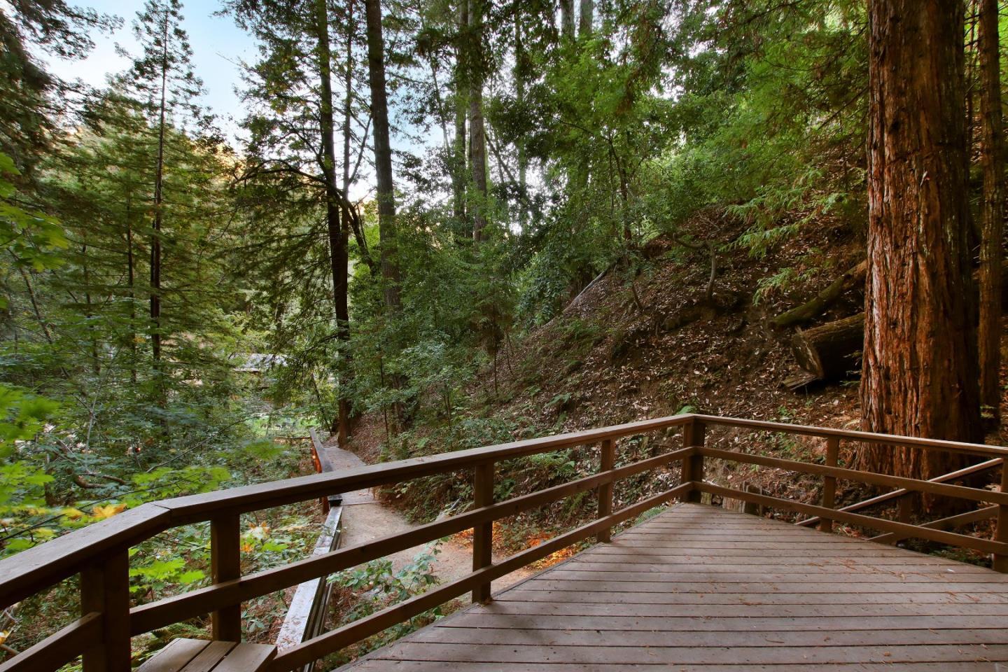 16770 Redwood Lodge RD