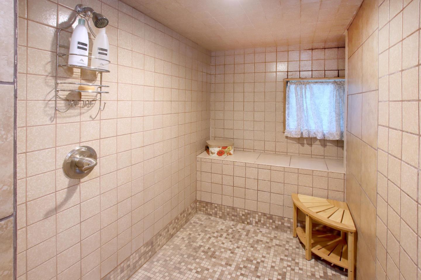 16770 Redwood Lodge RD