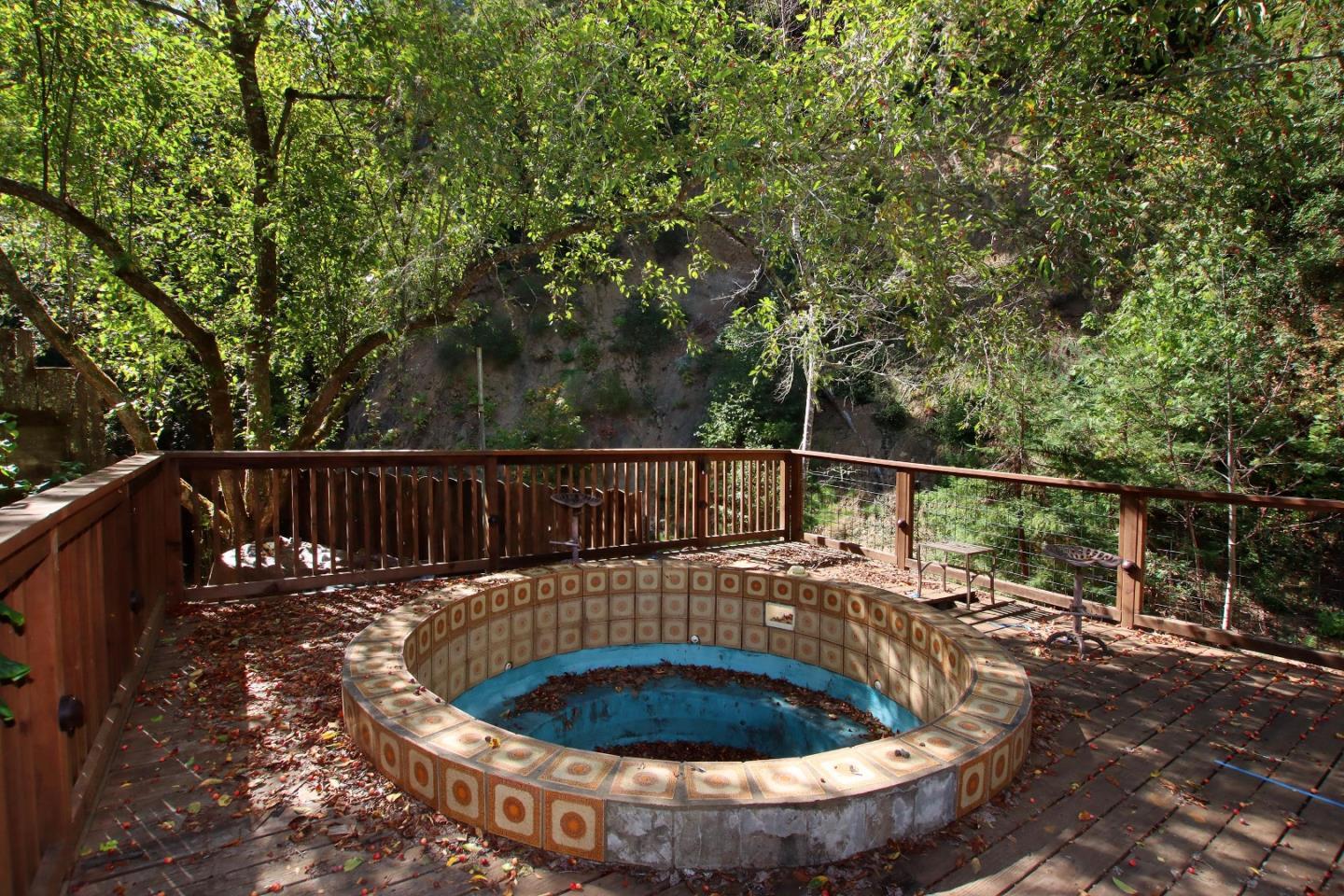 16770 Redwood Lodge RD