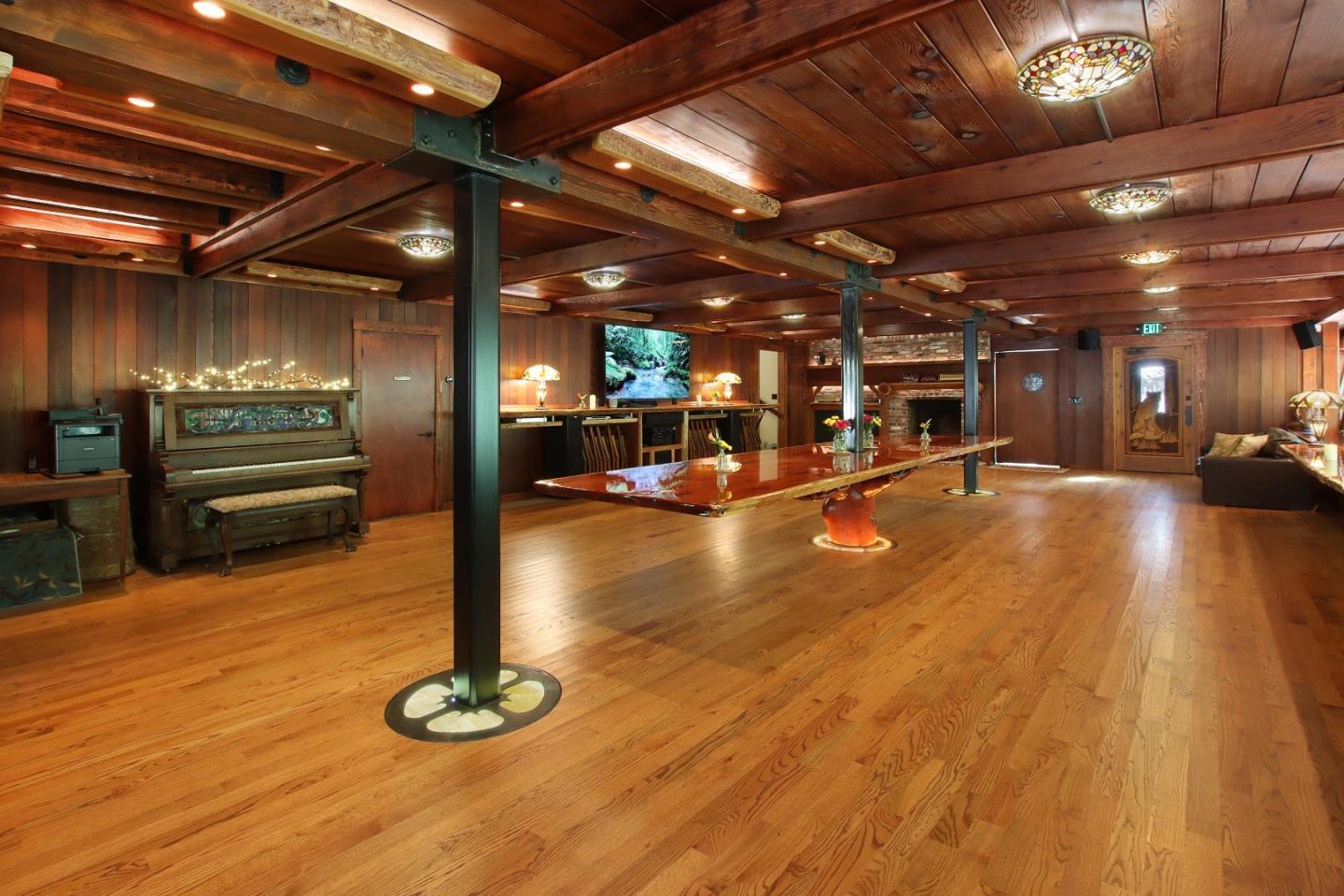 16770 Redwood Lodge RD