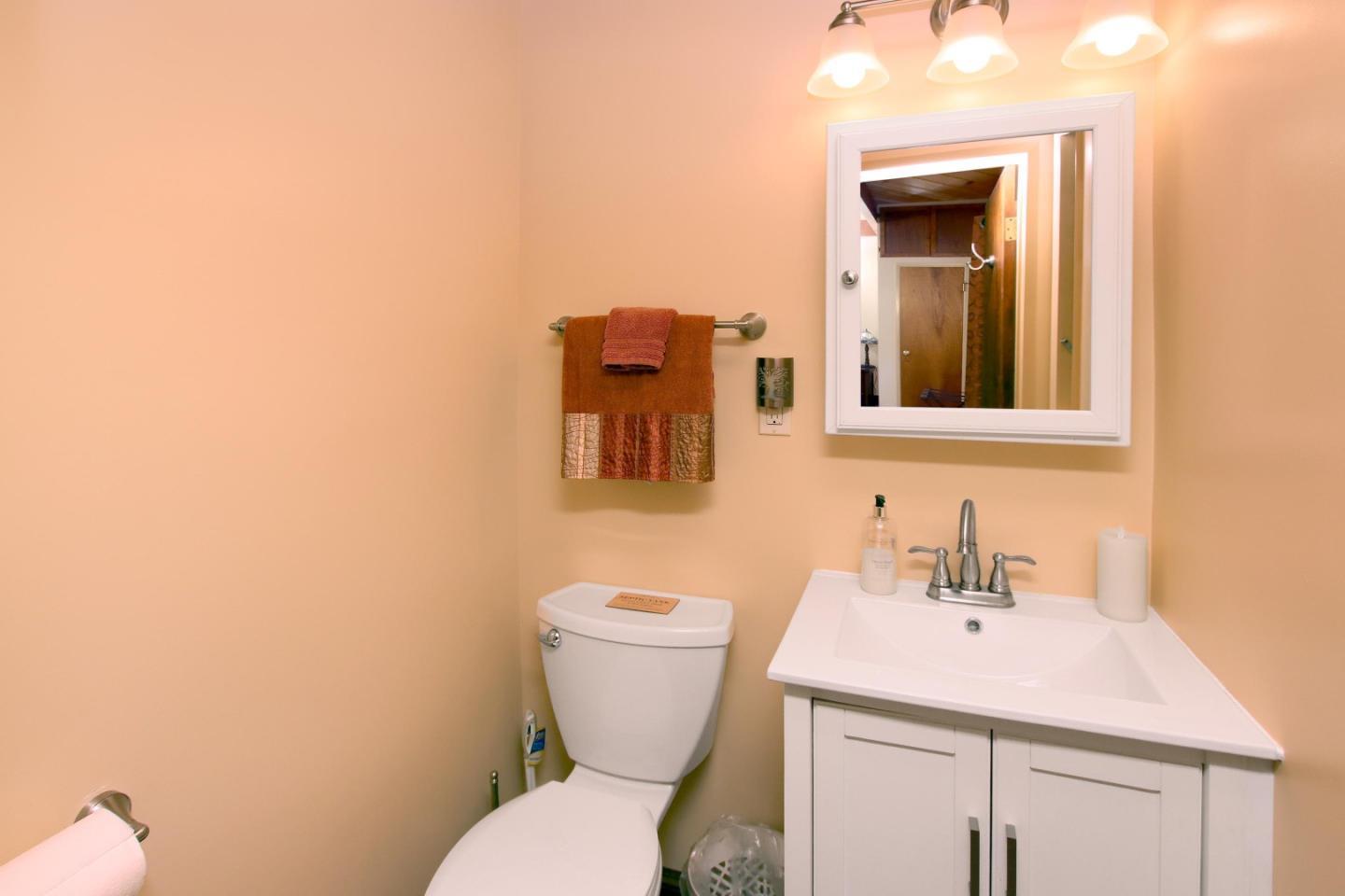 16770 Redwood Lodge RD