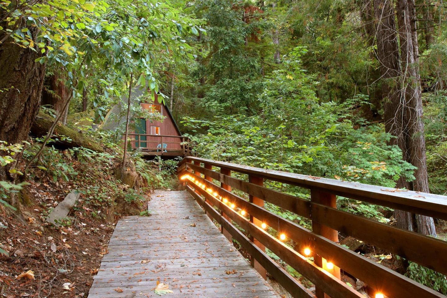 16770 Redwood Lodge RD