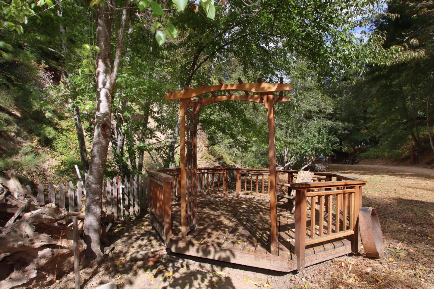 16770 Redwood Lodge RD