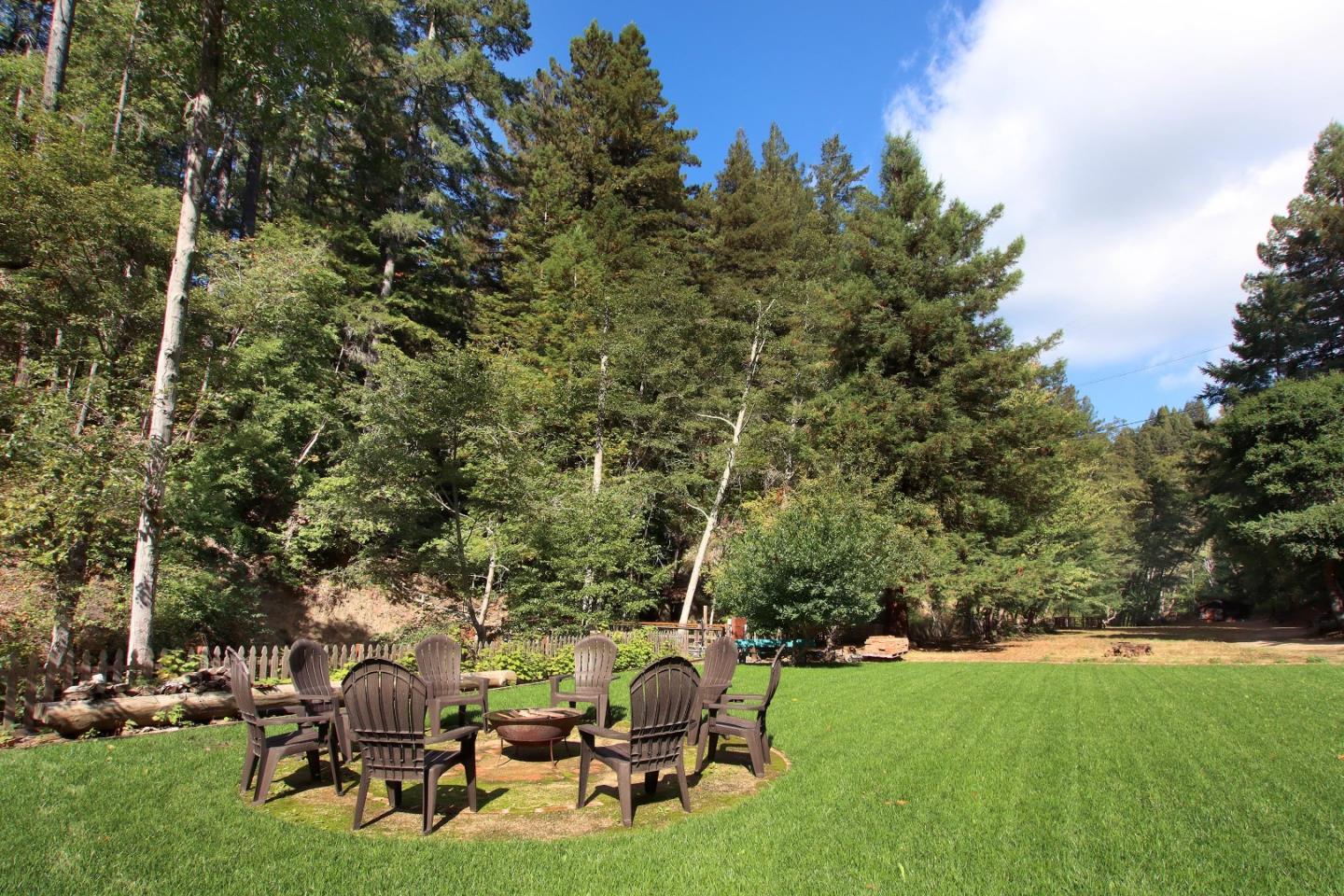 16770 Redwood Lodge RD