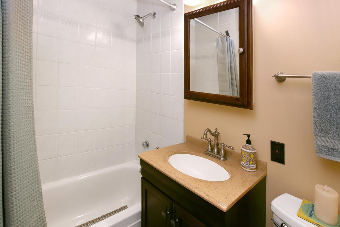 16770 Redwood Lodge RD