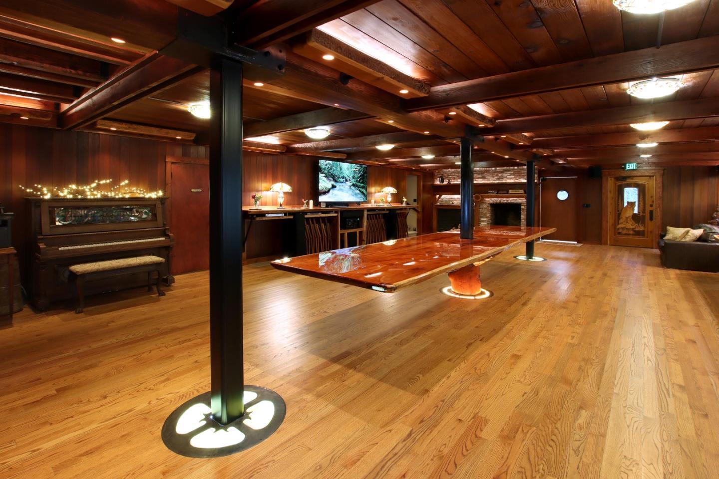 16770 Redwood Lodge RD