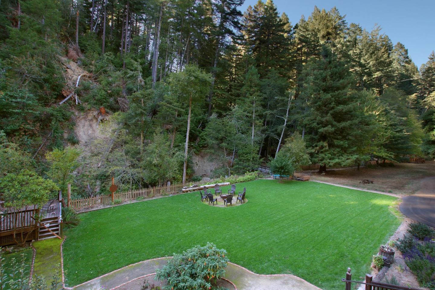 16770 Redwood Lodge RD