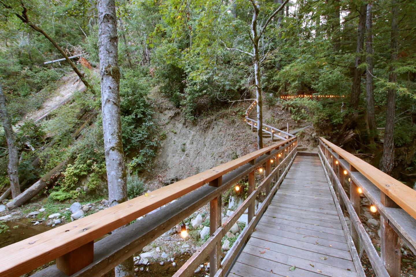 16770 Redwood Lodge RD