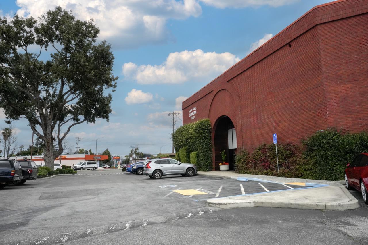 1600 Winchester BLVD