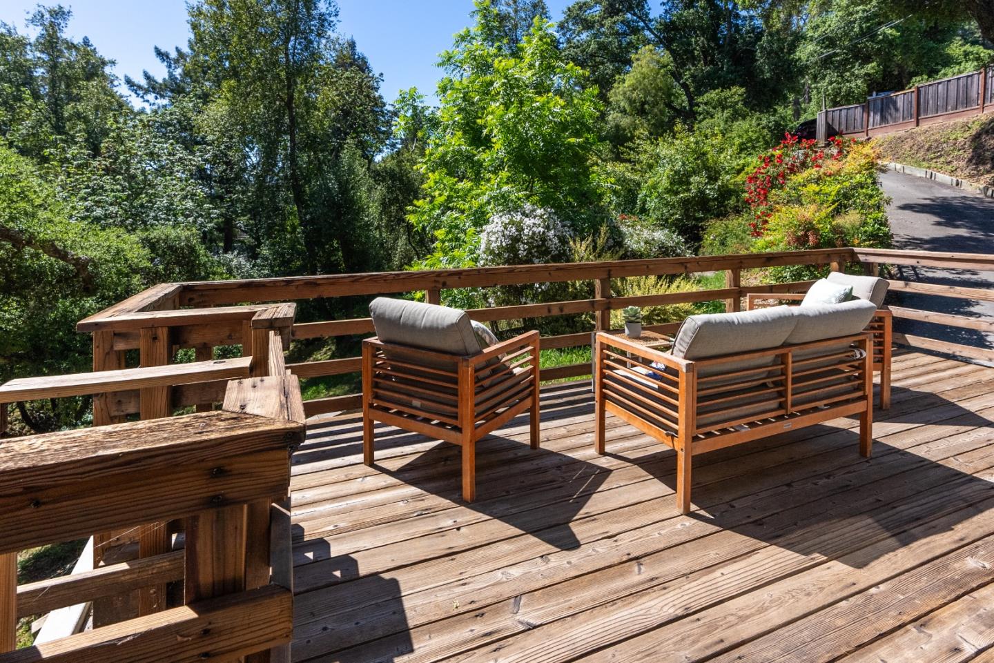21412 Madrone DR