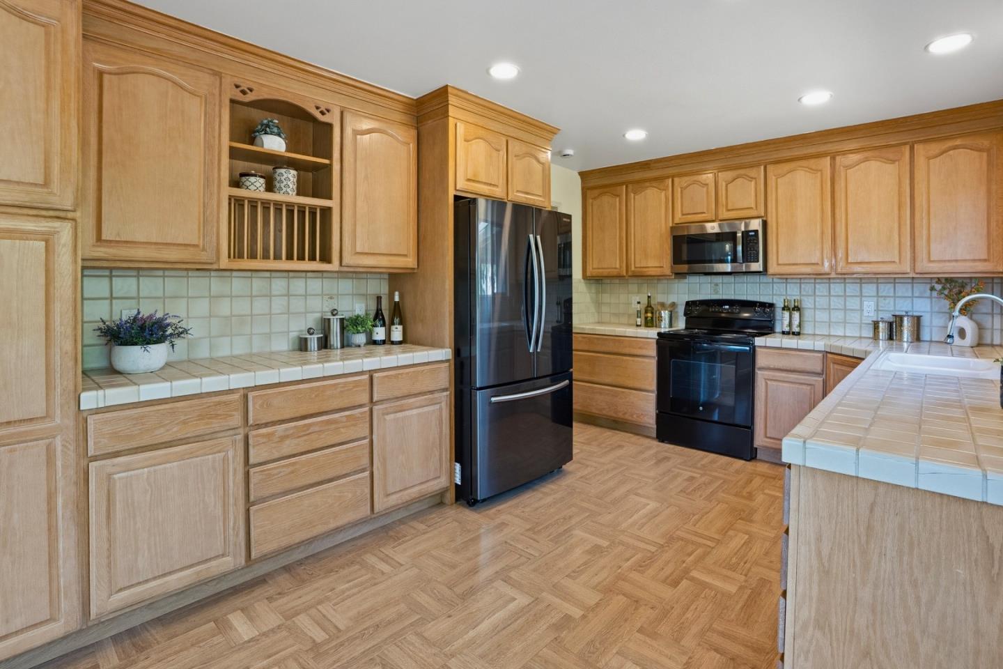 20471 Black Road