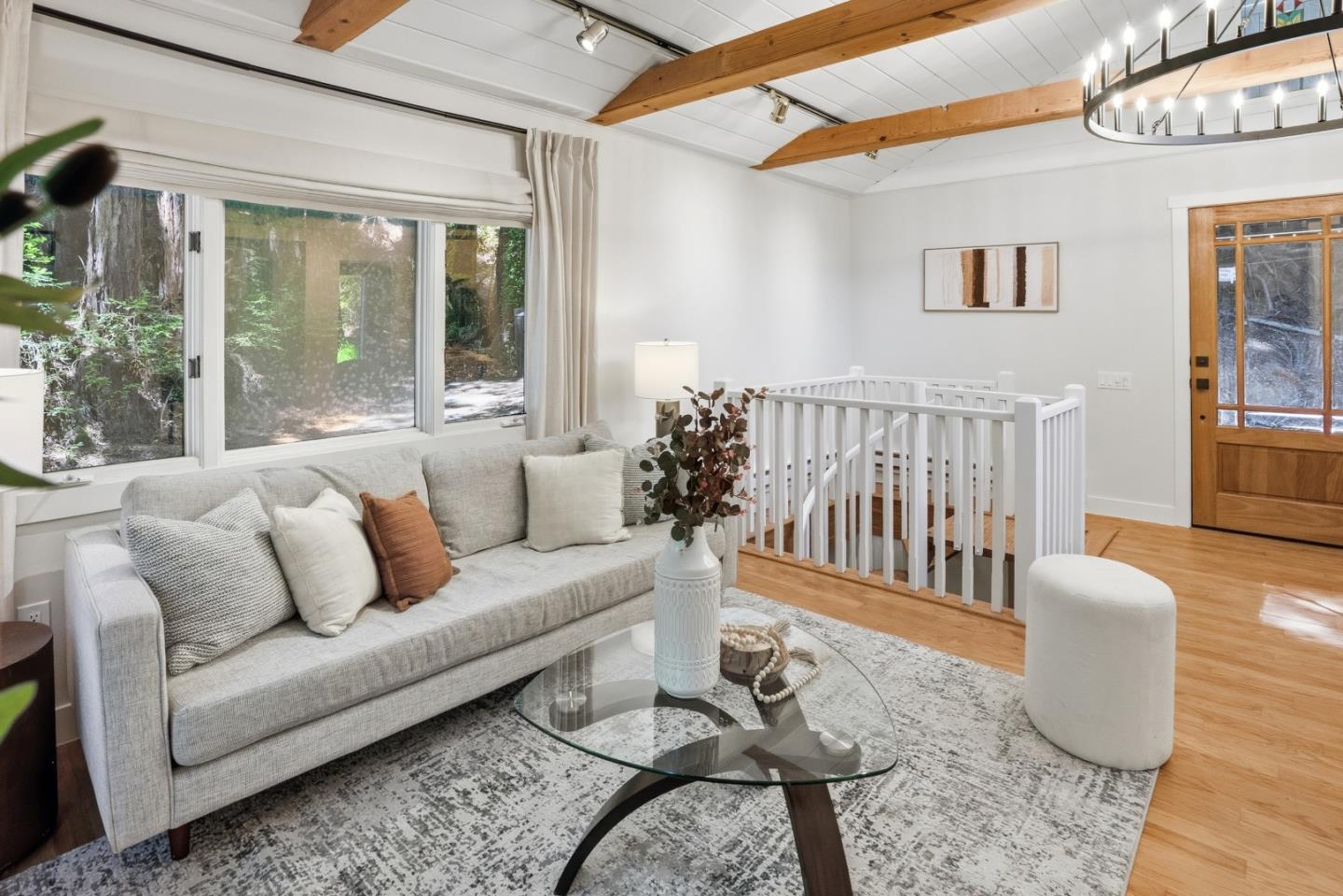24250 Glenwood DR